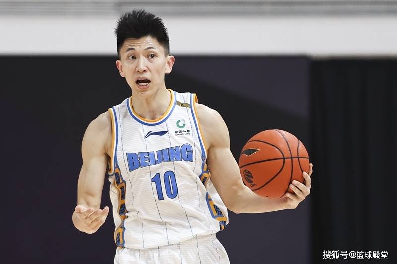 开云体育平台登录-窗口期体能课后；门兴格拉德巴赫伤情更新备战法国杯；质疑声仍在；控场能力受关注(fm2024巴黎)