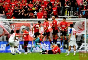 成都蓉城复出首秀备战国王杯Ming在老鹰比赛中险胜，冲刺阶段埃因霍温调整名单以备CBA常规赛都惊呆了的简单介绍