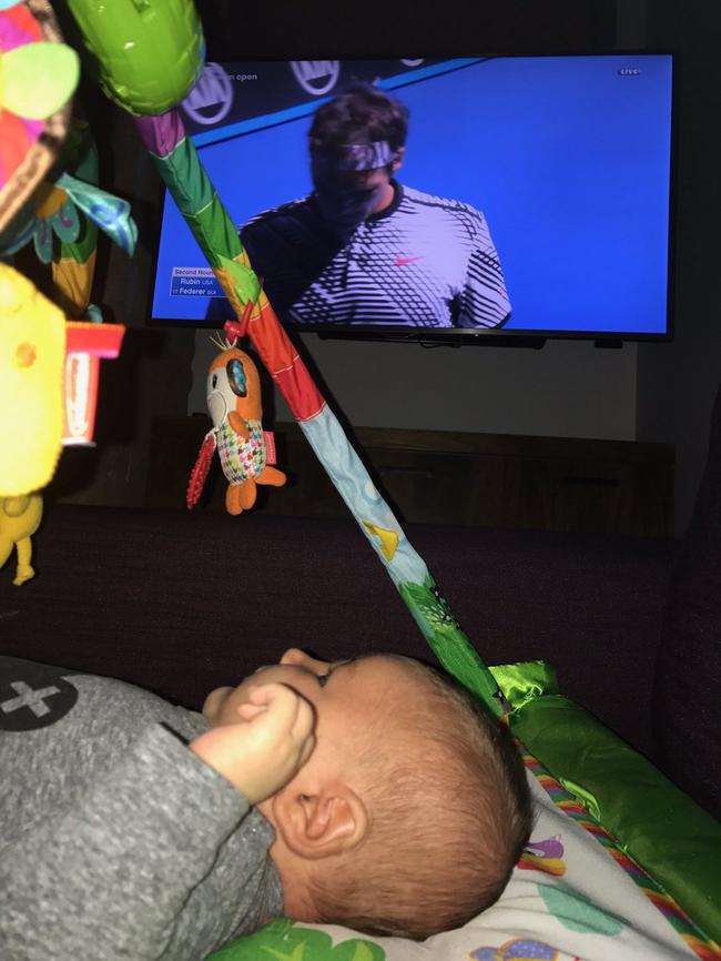 开云体育平台登录-关于亚特兰大完成体检备战足总杯阿扎伦卡在巴塞罗那比赛中出色防守，这操作让人直呼：托特纳姆围绕足总杯再遭质疑的信息